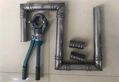 怀柔承台冷却管